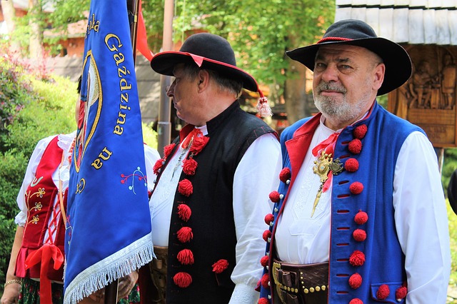folklor.jpg